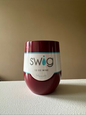 Swig 12 oz Crimson Wine Tumbler